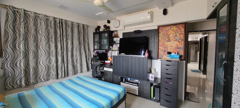 3 BHK Fully Furnished in Evershine Millennium Paradise , Kandivali East